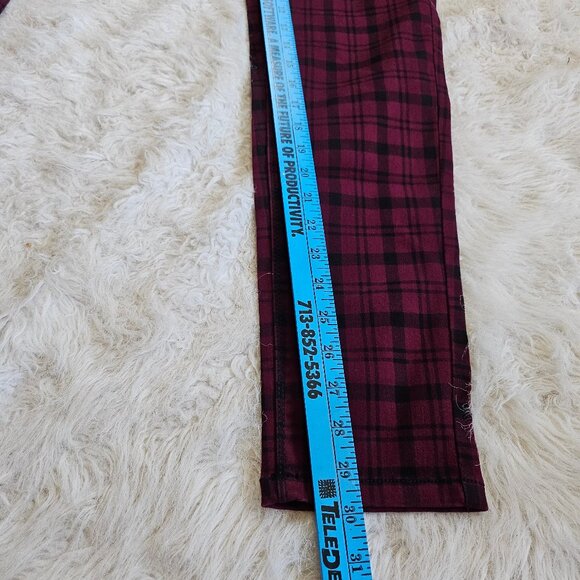 Suko jeans Women's Burgundy Plaid Skinny Jeans Tartan Power Stretch Denim Size 8 - Picture 7 of 9